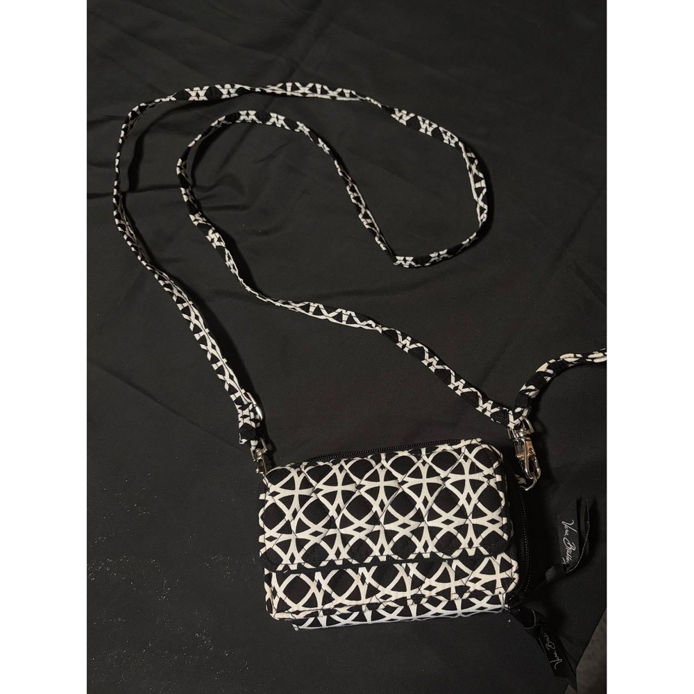 Vera Bradley Crossbody Wallet Wristlet Black White Geometric Small Bag Straps